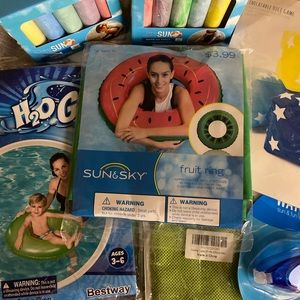 Sun & Sky Fruit swim ring, inflatable dice bundle